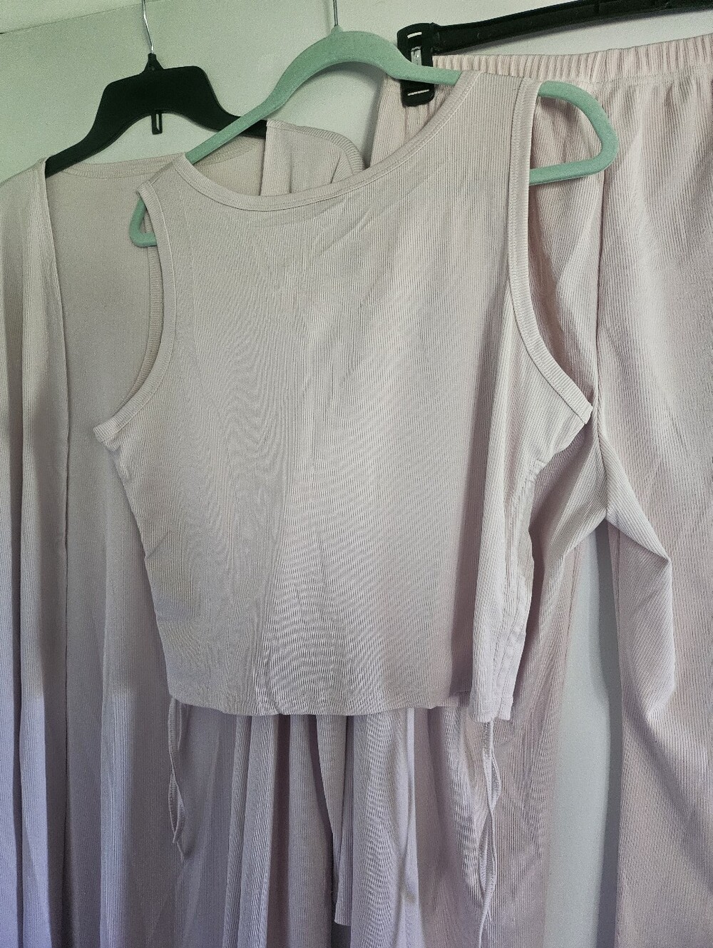 Women's Blush pink 3-Piece Lounge Robe Set - Cozy Layered Sleepwear Trending - Picture 3 of 8
